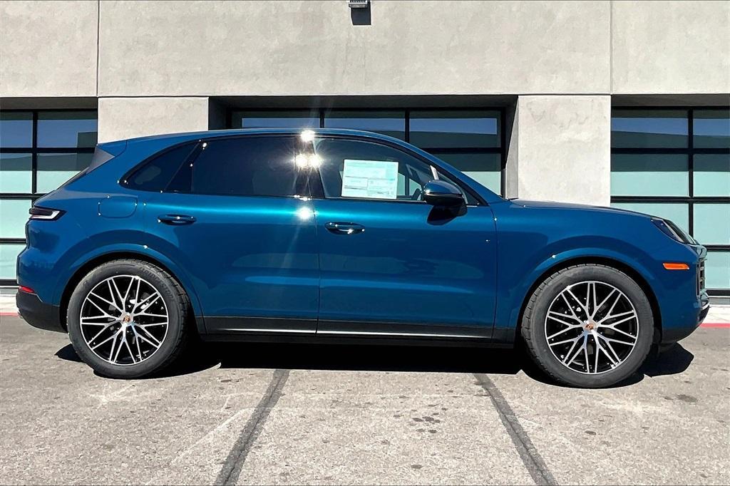 new 2025 Porsche Cayenne car, priced at $112,775