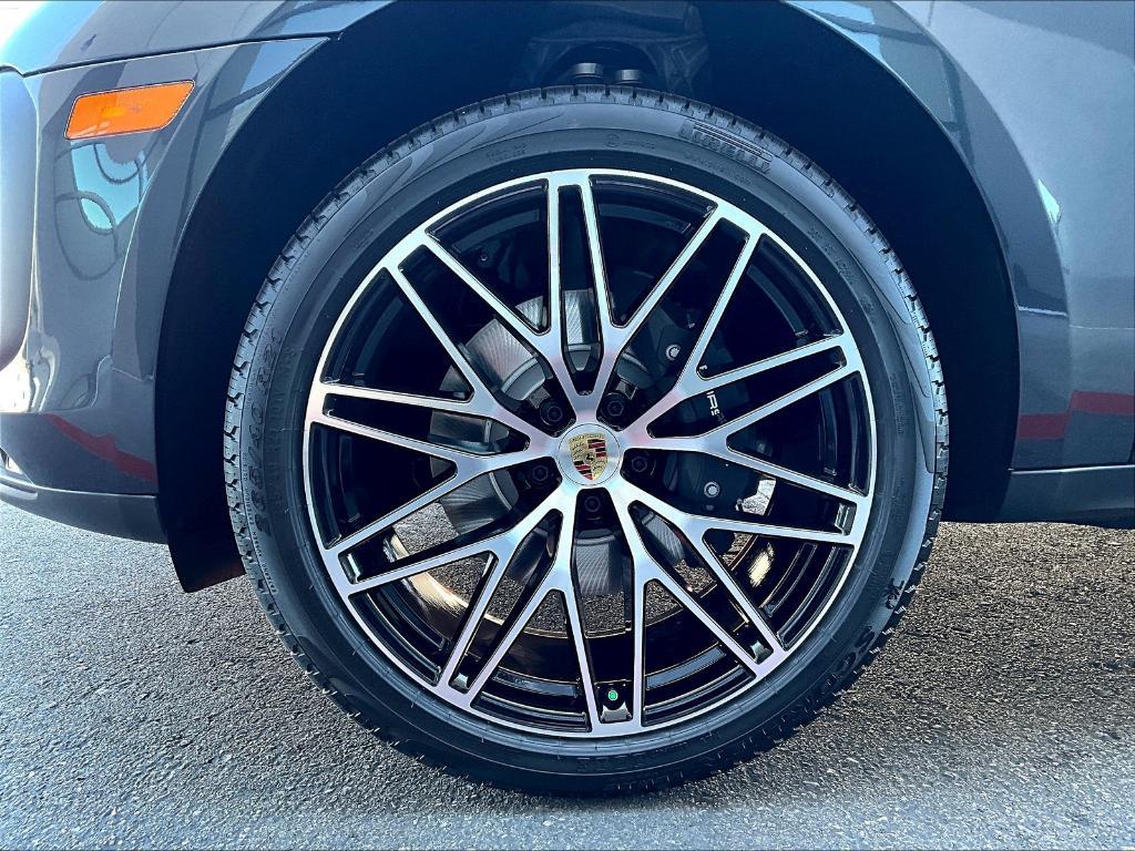 new 2025 Porsche Macan car, priced at $80,385