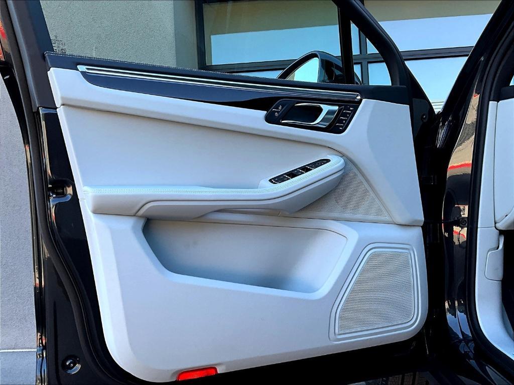 new 2025 Porsche Macan car, priced at $80,385