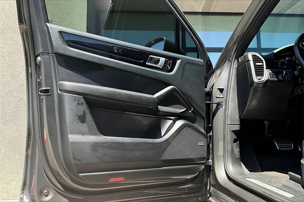 used 2019 Porsche Cayenne car, priced at $40,500