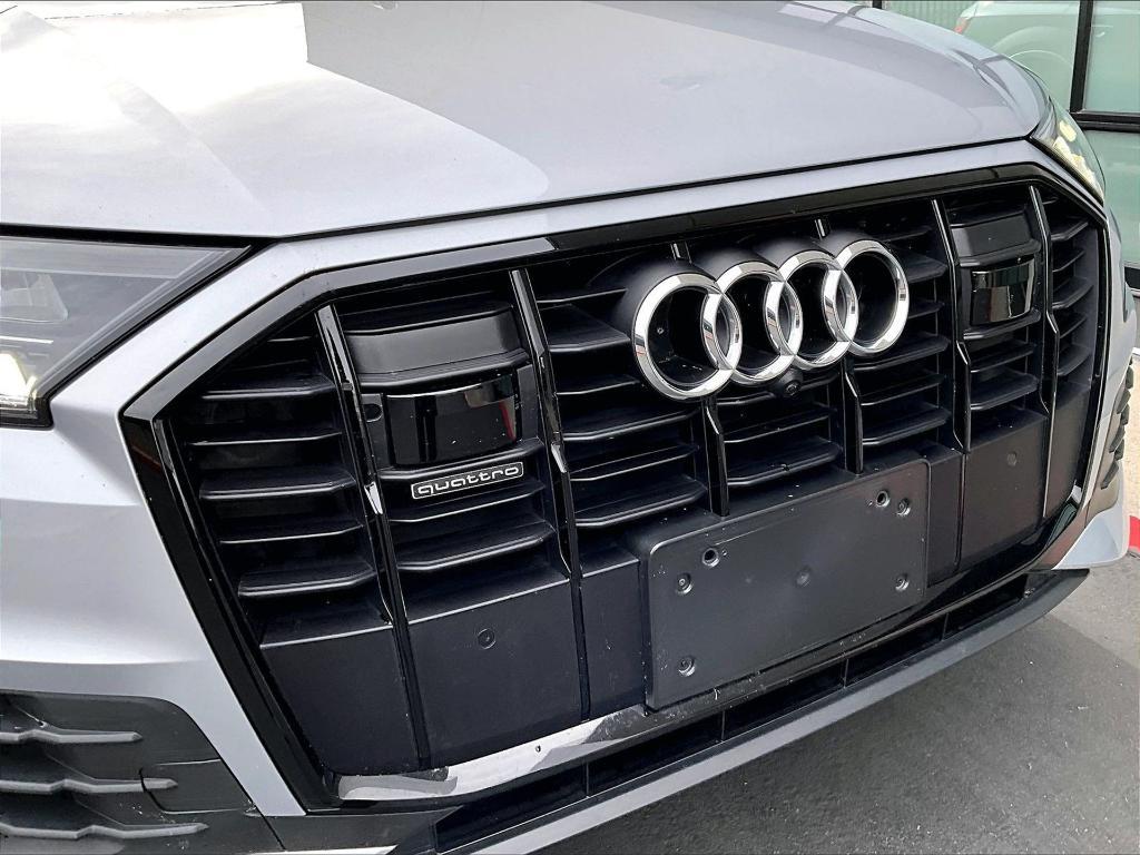 used 2020 Audi Q7 car, priced at $38,000