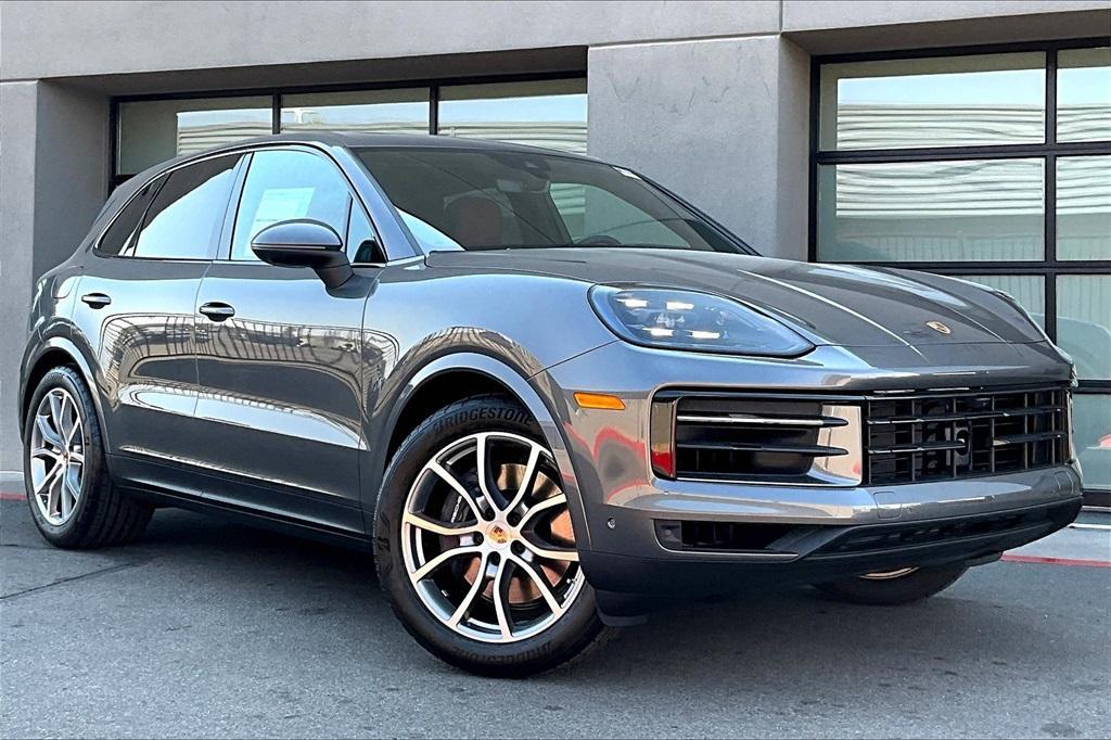 new 2025 Porsche Cayenne car, priced at $104,105
