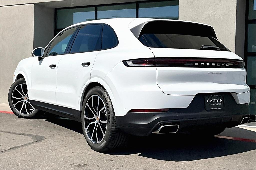 new 2025 Porsche Cayenne car, priced at $113,475
