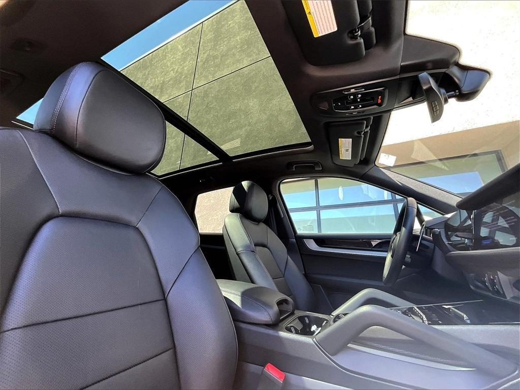 new 2025 Porsche Cayenne car, priced at $102,765