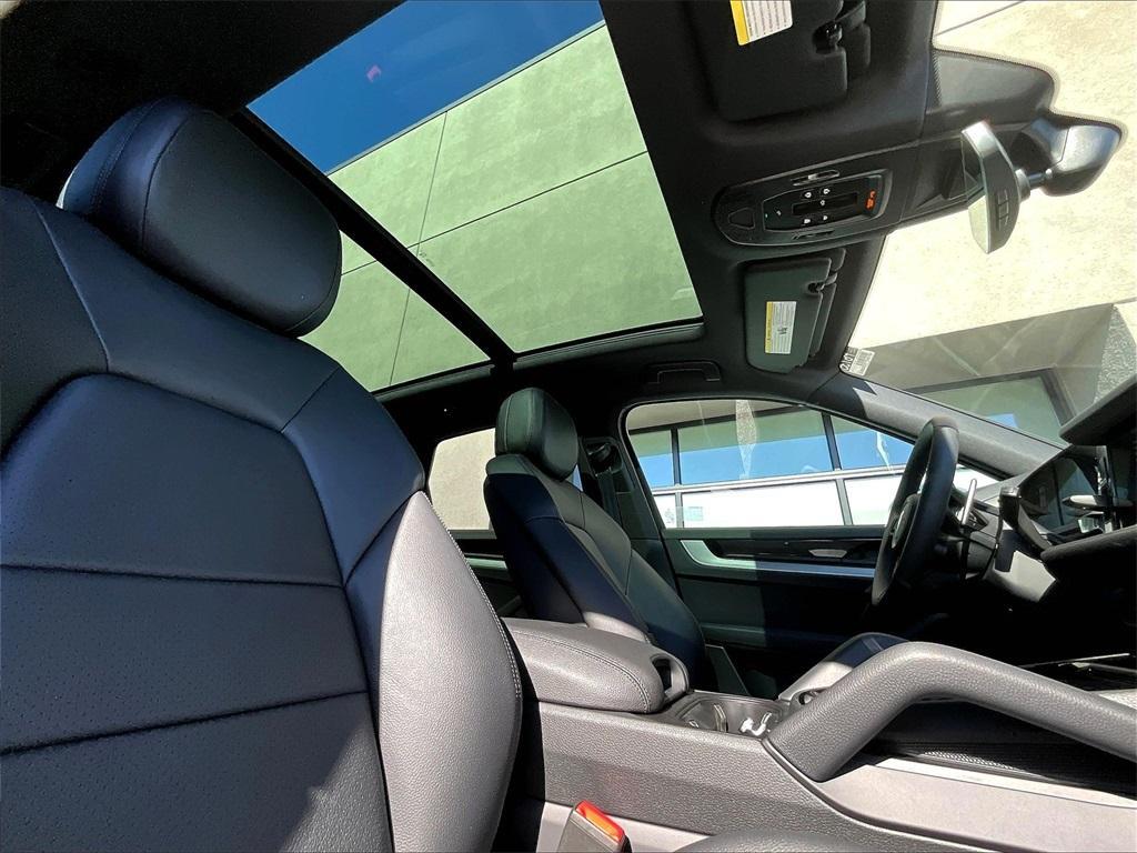 new 2025 Porsche Cayenne car, priced at $94,725