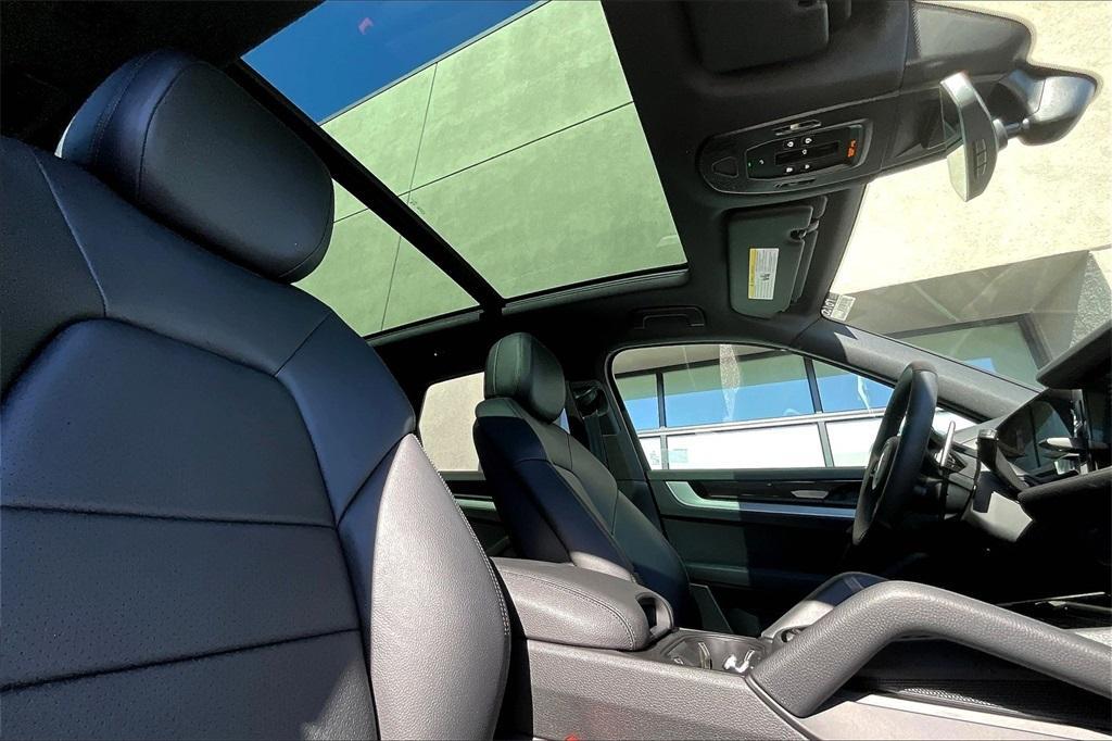 new 2025 Porsche Cayenne car, priced at $94,725