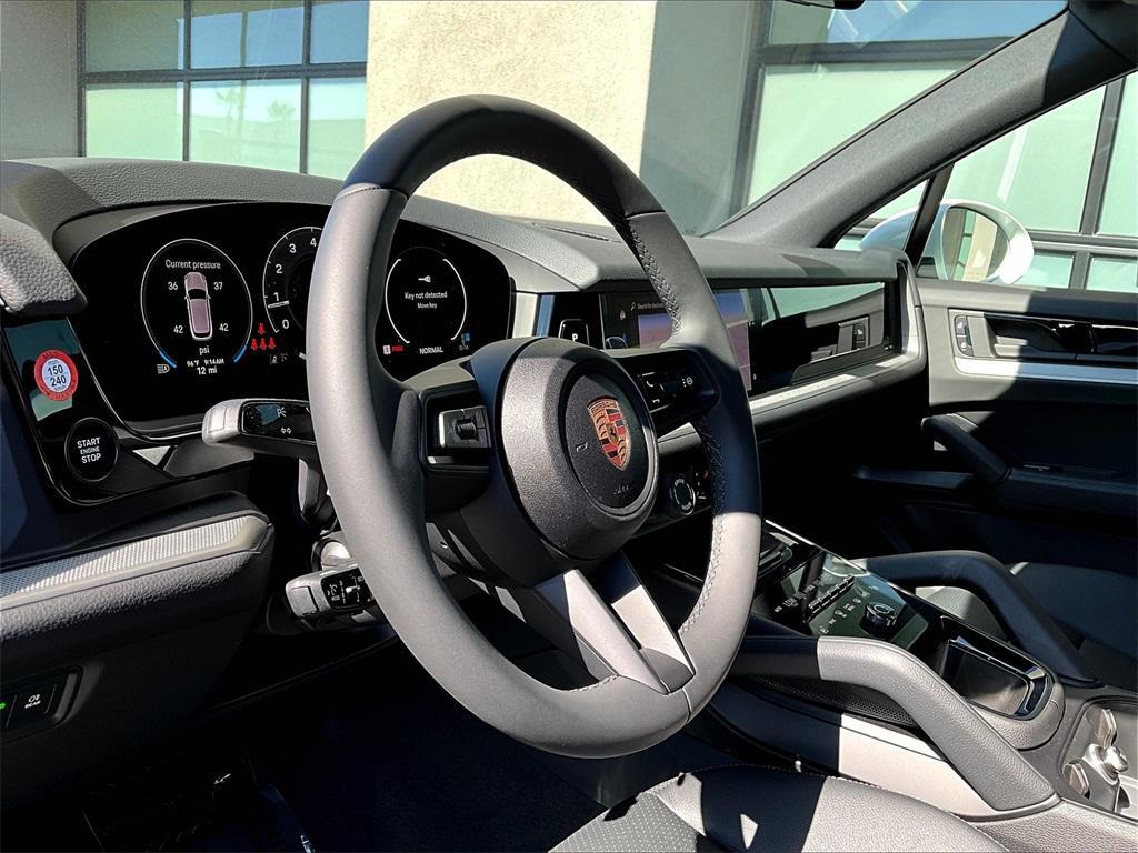 new 2025 Porsche Cayenne car, priced at $94,725