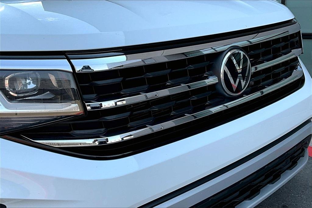 used 2022 Volkswagen Atlas Cross Sport car, priced at $28,750