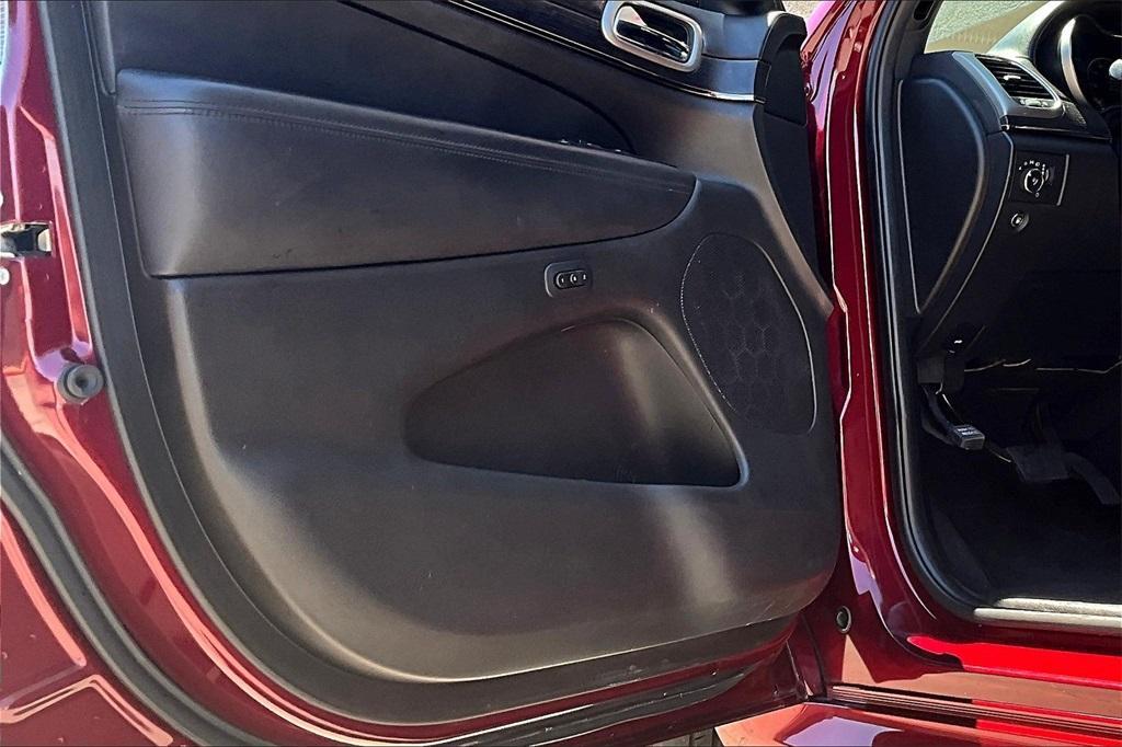used 2018 Jeep Grand Cherokee car, priced at $19,500