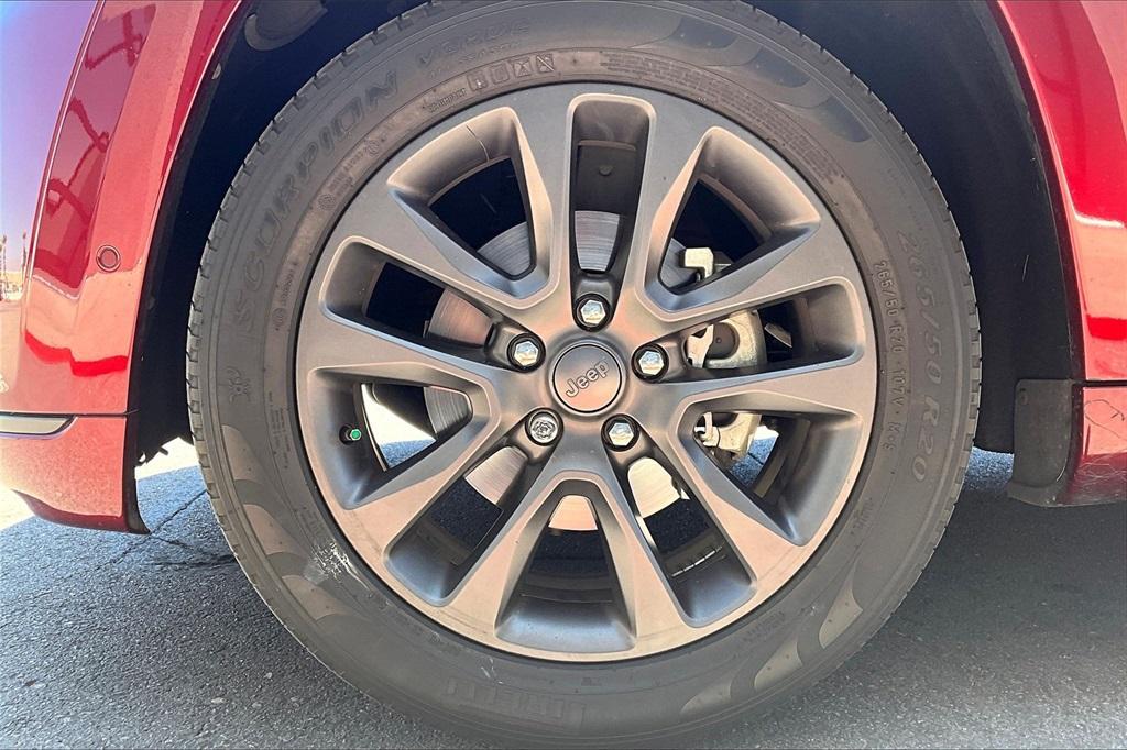 used 2018 Jeep Grand Cherokee car, priced at $19,500