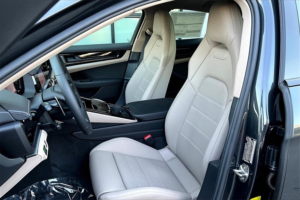 new 2025 Porsche Panamera car, priced at $125,065