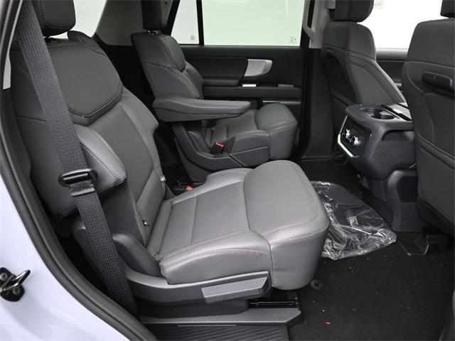 new 2025 Ford Expedition car, priced at $65,542