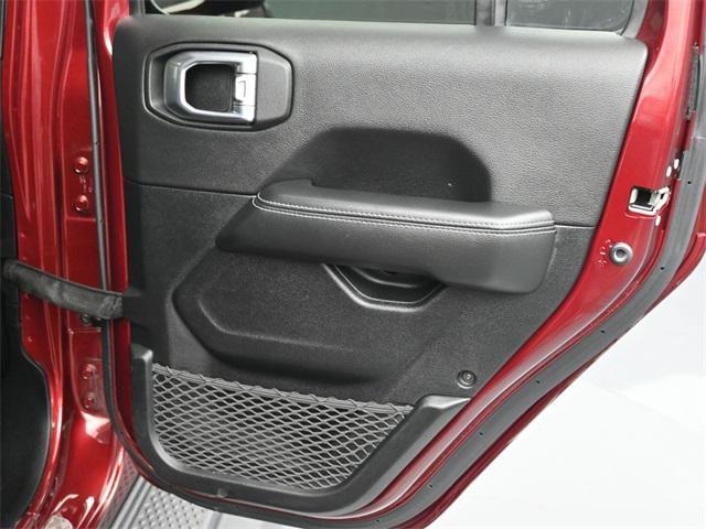 used 2021 Jeep Gladiator car, priced at $34,624