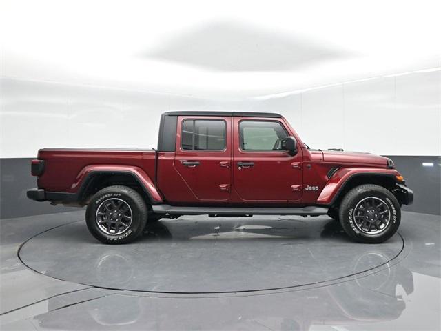 used 2021 Jeep Gladiator car, priced at $34,624