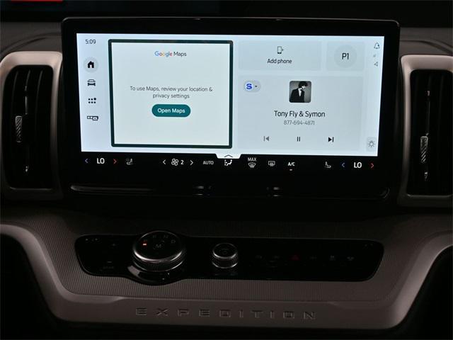 new 2025 Ford Expedition car, priced at $69,637