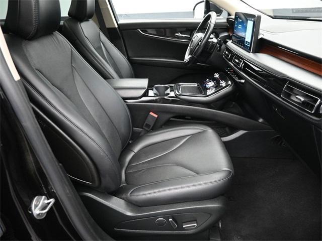 used 2022 Lincoln Nautilus car, priced at $39,995