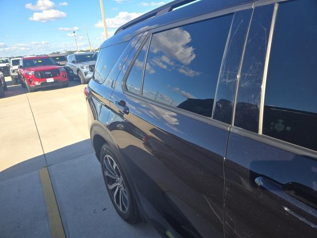 used 2025 Ford Explorer car, priced at $42,716