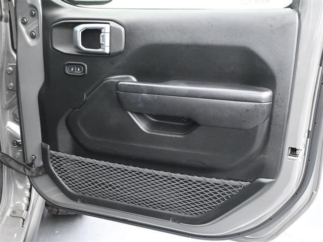 used 2021 Jeep Gladiator car, priced at $32,495