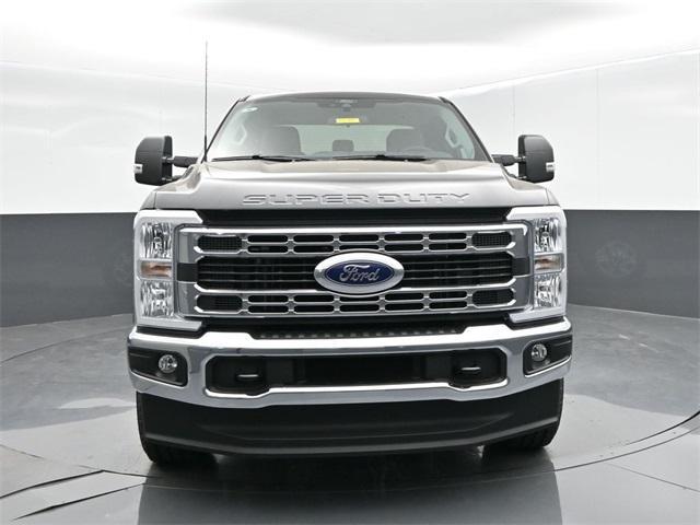 new 2025 Ford F-350 car, priced at $57,227