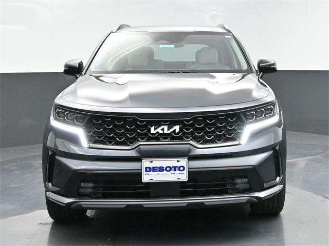 used 2023 Kia Sorento car, priced at $35,156