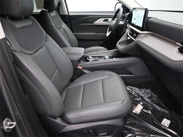 new 2025 Ford Explorer car, priced at $38,229