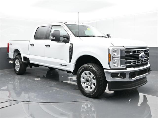 new 2024 Ford F-350 car, priced at $67,695