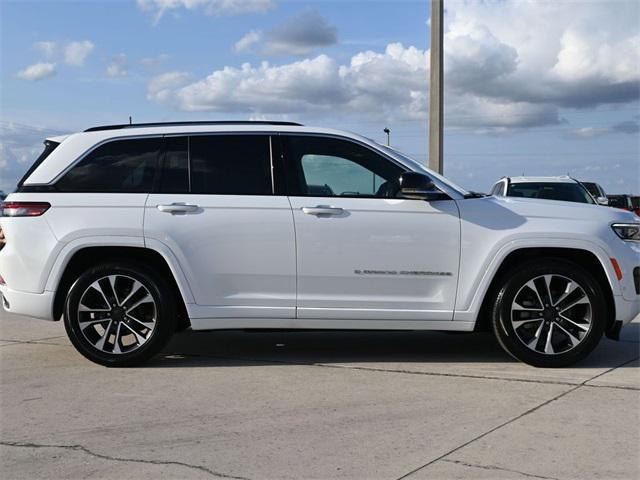 used 2022 Jeep Grand Cherokee car, priced at $40,995