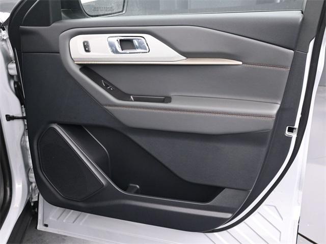 new 2025 Ford Explorer car, priced at $37,740