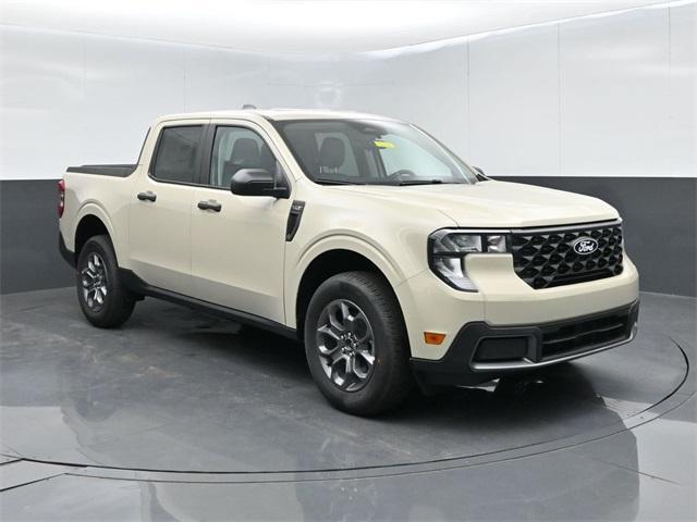new 2025 Ford Maverick car, priced at $28,051