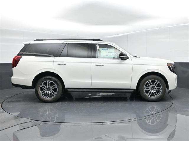 new 2025 Ford Expedition car, priced at $69,089