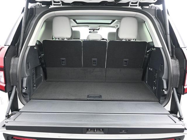 new 2025 Ford Expedition car, priced at $69,089