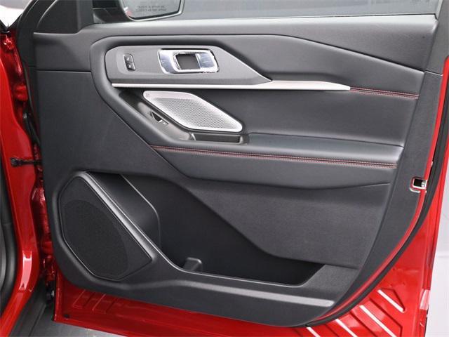 new 2025 Ford Explorer car, priced at $52,820