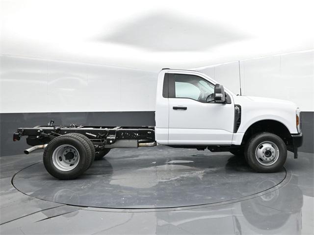 new 2024 Ford F-350 car, priced at $54,840