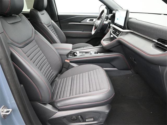 new 2025 Ford Explorer car, priced at $51,888