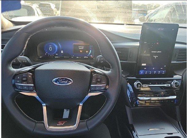 used 2022 Ford Explorer car, priced at $38,185