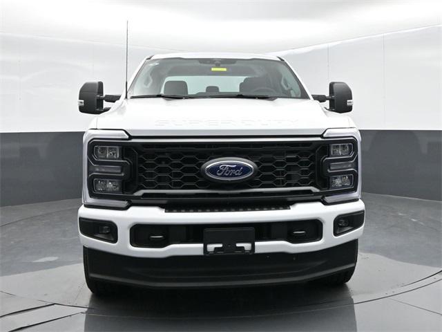 new 2025 Ford F-350 car, priced at $55,265