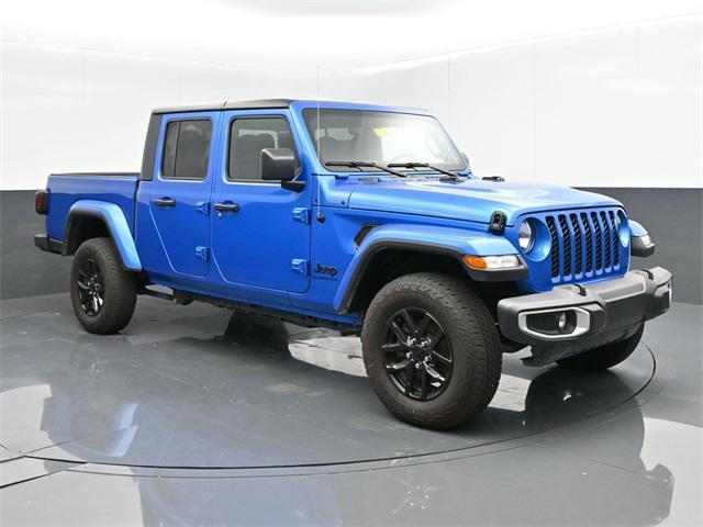 used 2022 Jeep Gladiator car, priced at $35,478