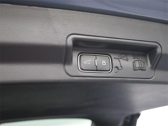 new 2025 Ford Explorer car, priced at $51,055