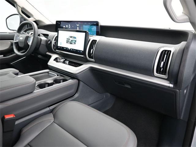 new 2025 Ford Expedition car, priced at $71,650
