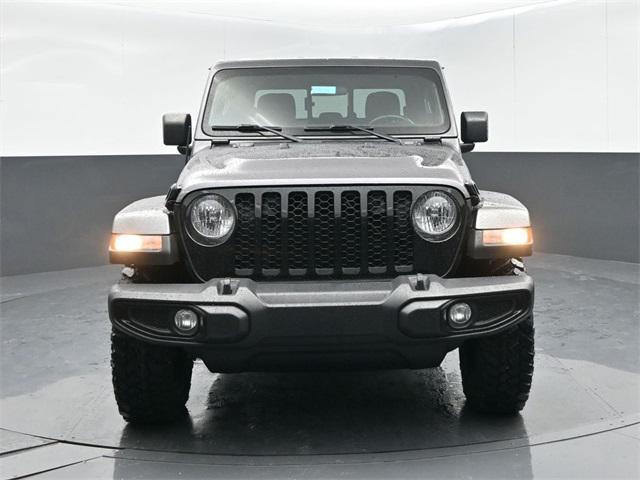 used 2021 Jeep Gladiator car, priced at $33,276