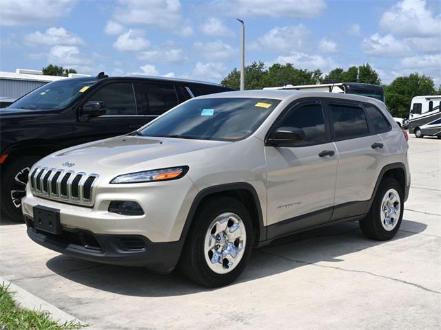used 2015 Jeep Cherokee car, priced at $11,718