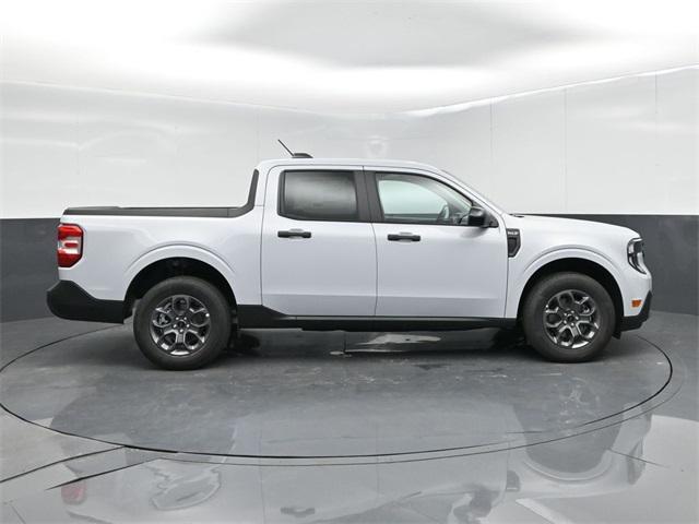 new 2025 Ford Maverick car, priced at $31,172