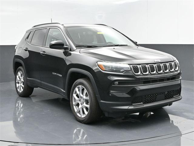 used 2023 Jeep Compass car, priced at $28,964