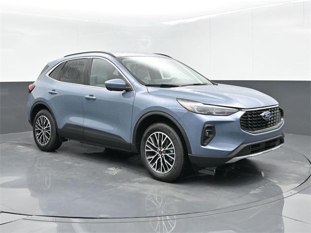 new 2025 Ford Escape PHEV car, priced at $37,141