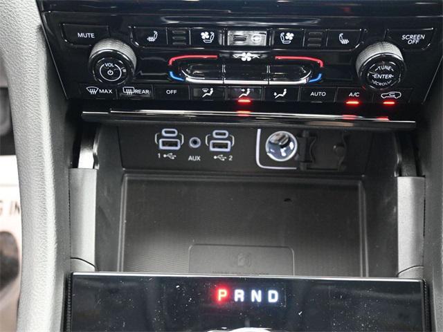 used 2023 Jeep Grand Cherokee L car, priced at $34,491