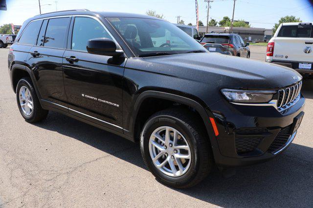 new 2024 Jeep Grand Cherokee car, priced at $40,970