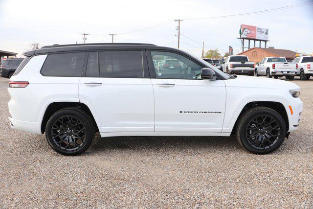 new 2025 Jeep Grand Cherokee L car, priced at $66,942