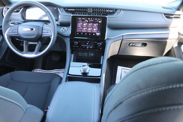 new 2025 Jeep Grand Cherokee L car, priced at $43,003
