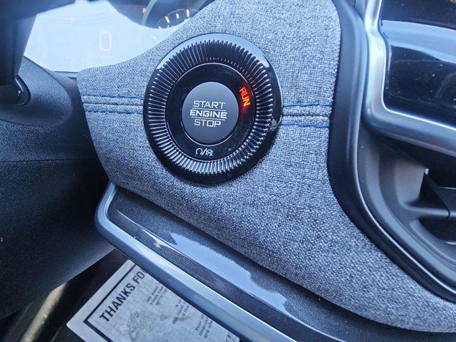 new 2025 Jeep Compass car, priced at $27,295