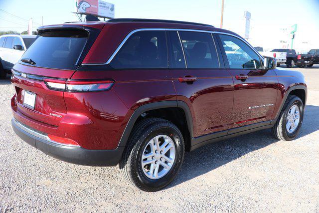 new 2025 Jeep Grand Cherokee car, priced at $42,302